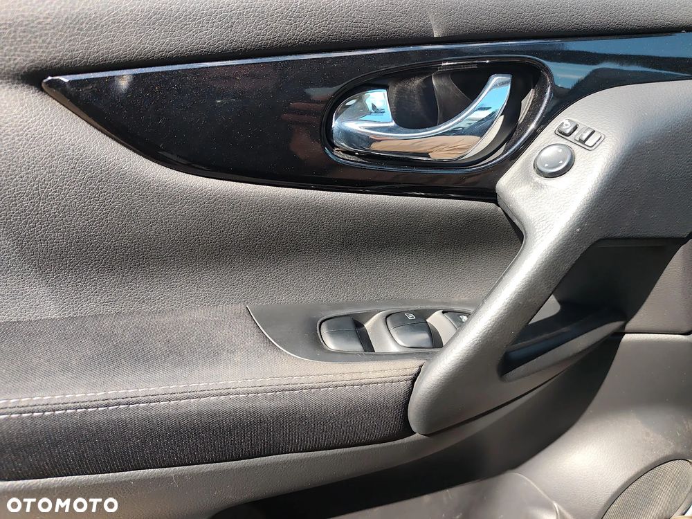 Nissan Qashqai 1.6 DCi 4x4 Acenta EU6 - 10