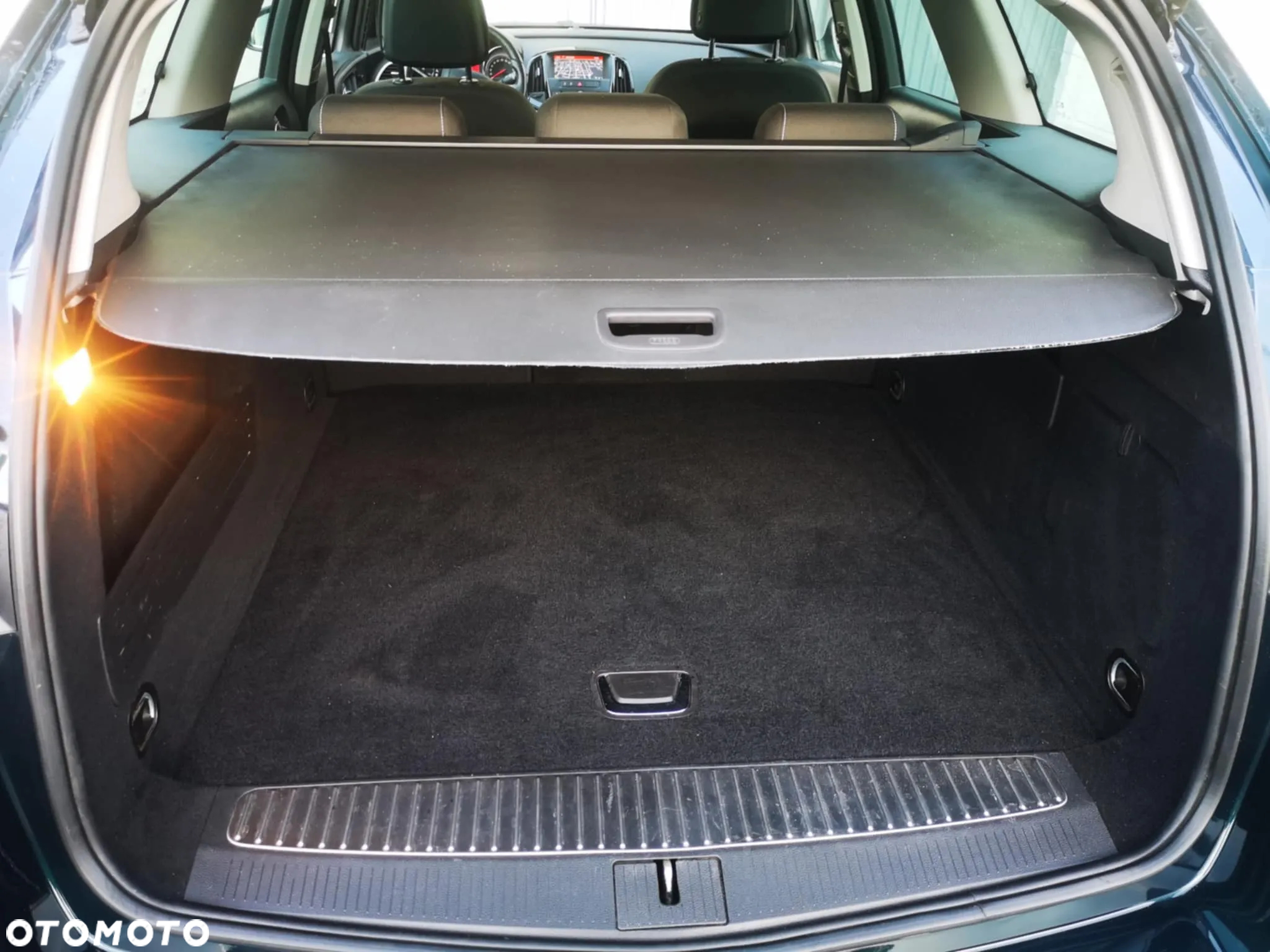 Opel Astra 1.4 Turbo Sports Tourer Exklusiv - 15