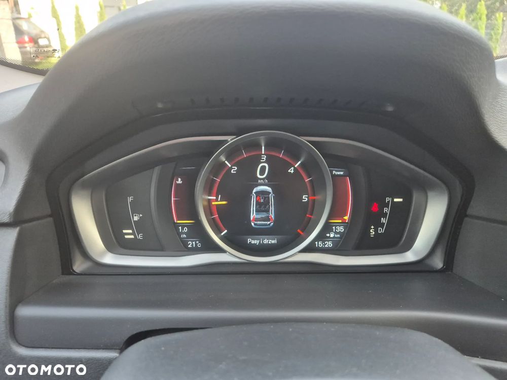 Volvo V70 D4 Drive-E Momentum - 13