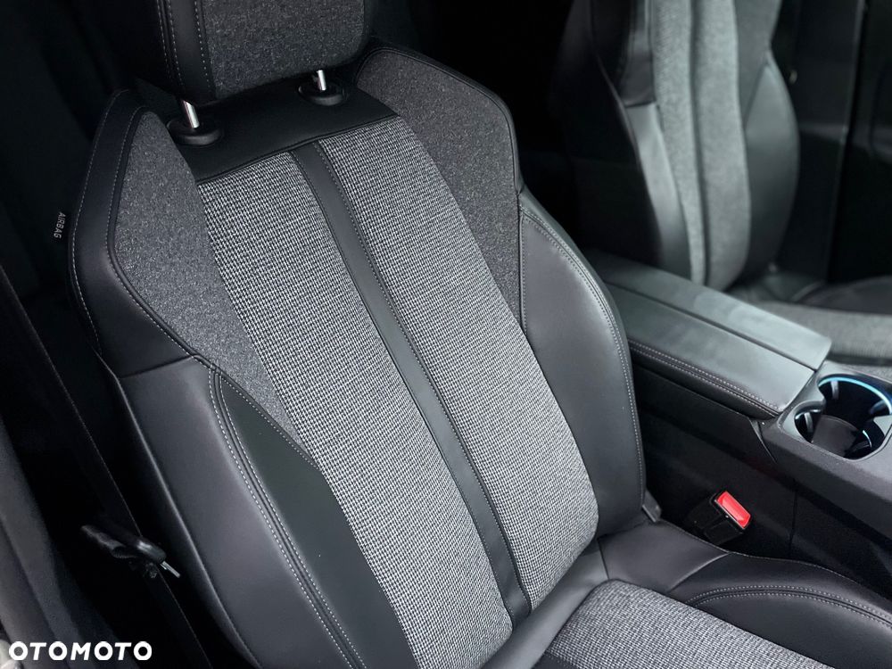 Peugeot 5008 BlueHDI 120 EAT6 Allure - 14