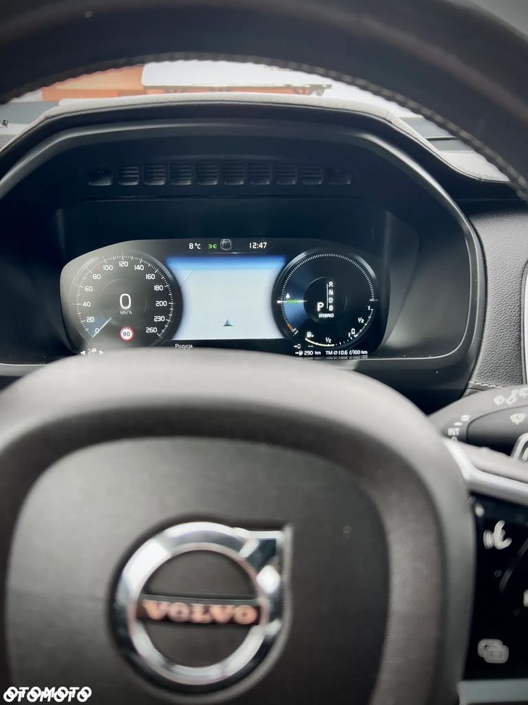 Volvo XC 90 - 21