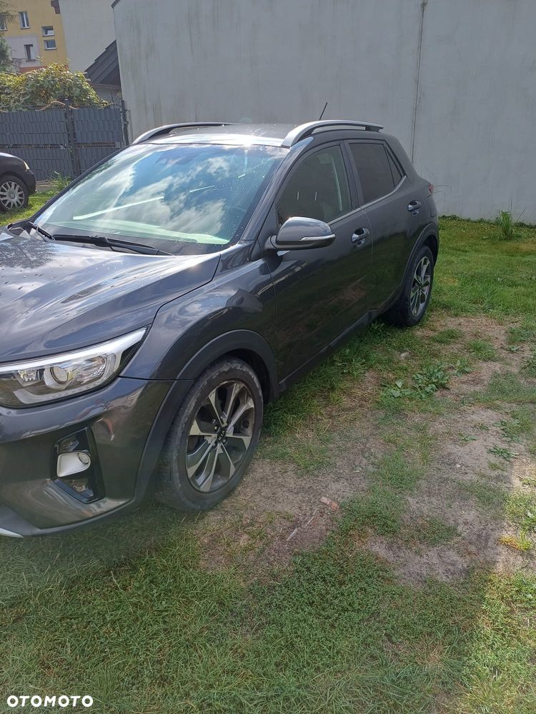Kia Stonic - 2