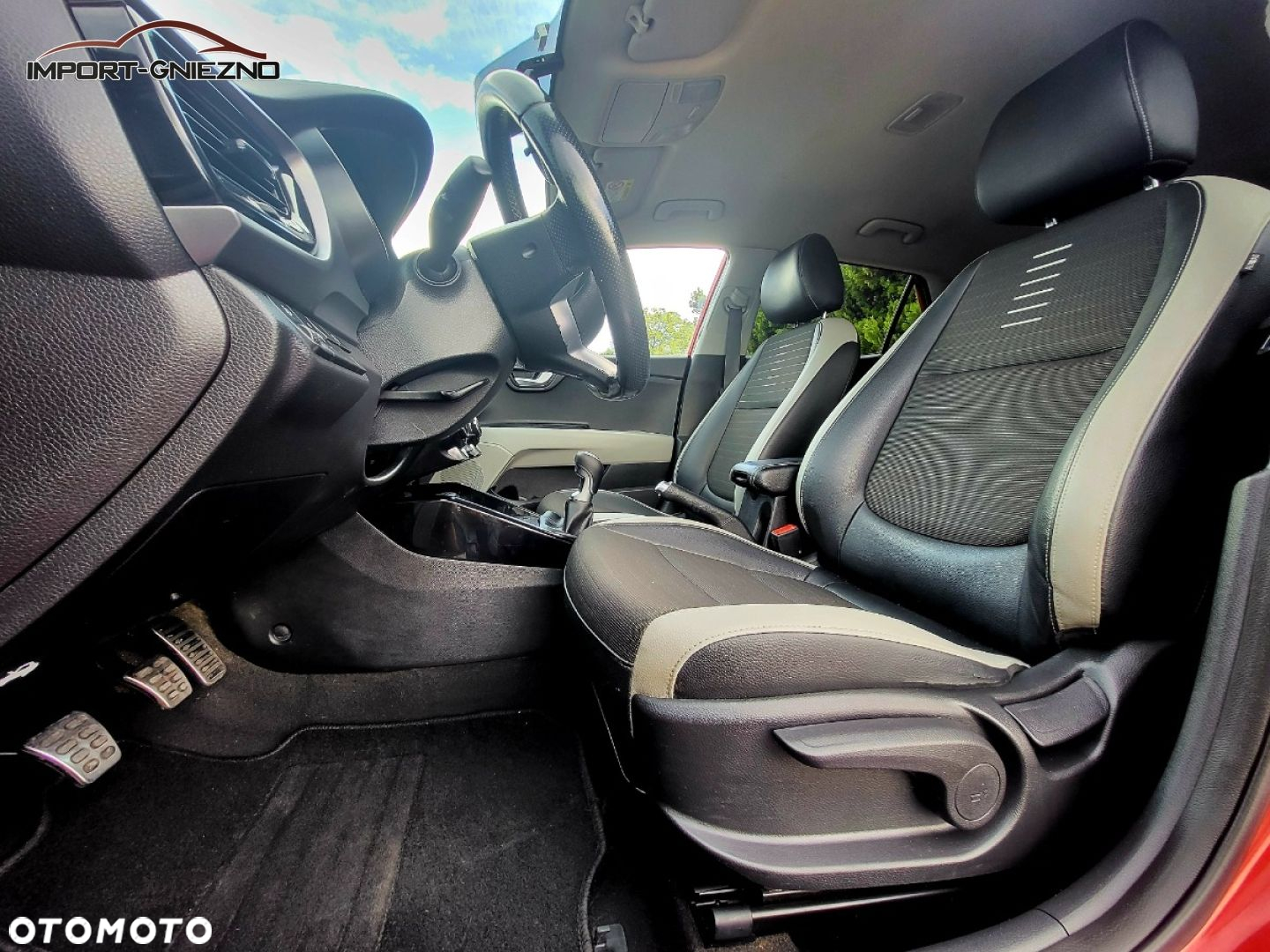 Kia Stonic - 29