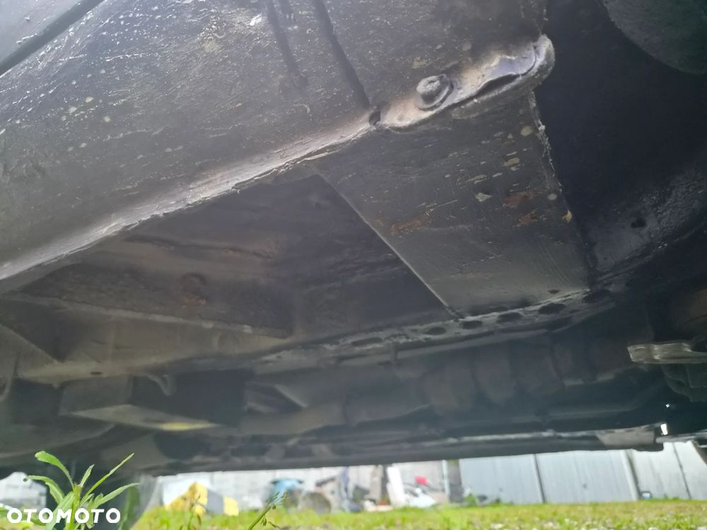 Volkswagen Sharan 1.9 TDI Comfortline - 11