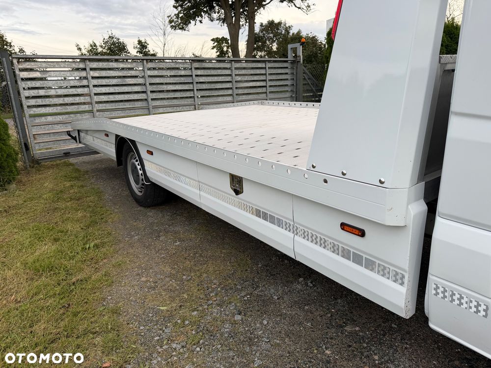 Mercedes-Benz Sprinter - 6