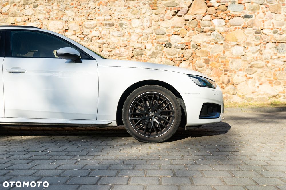 Audi A4 Avant - 10