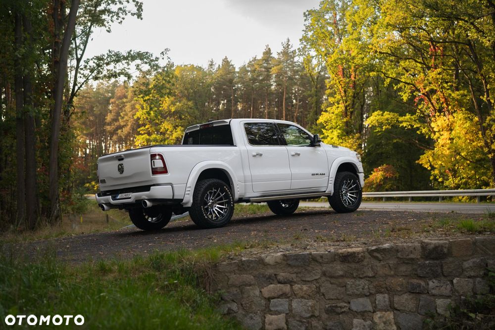 RAM 1500 - 17