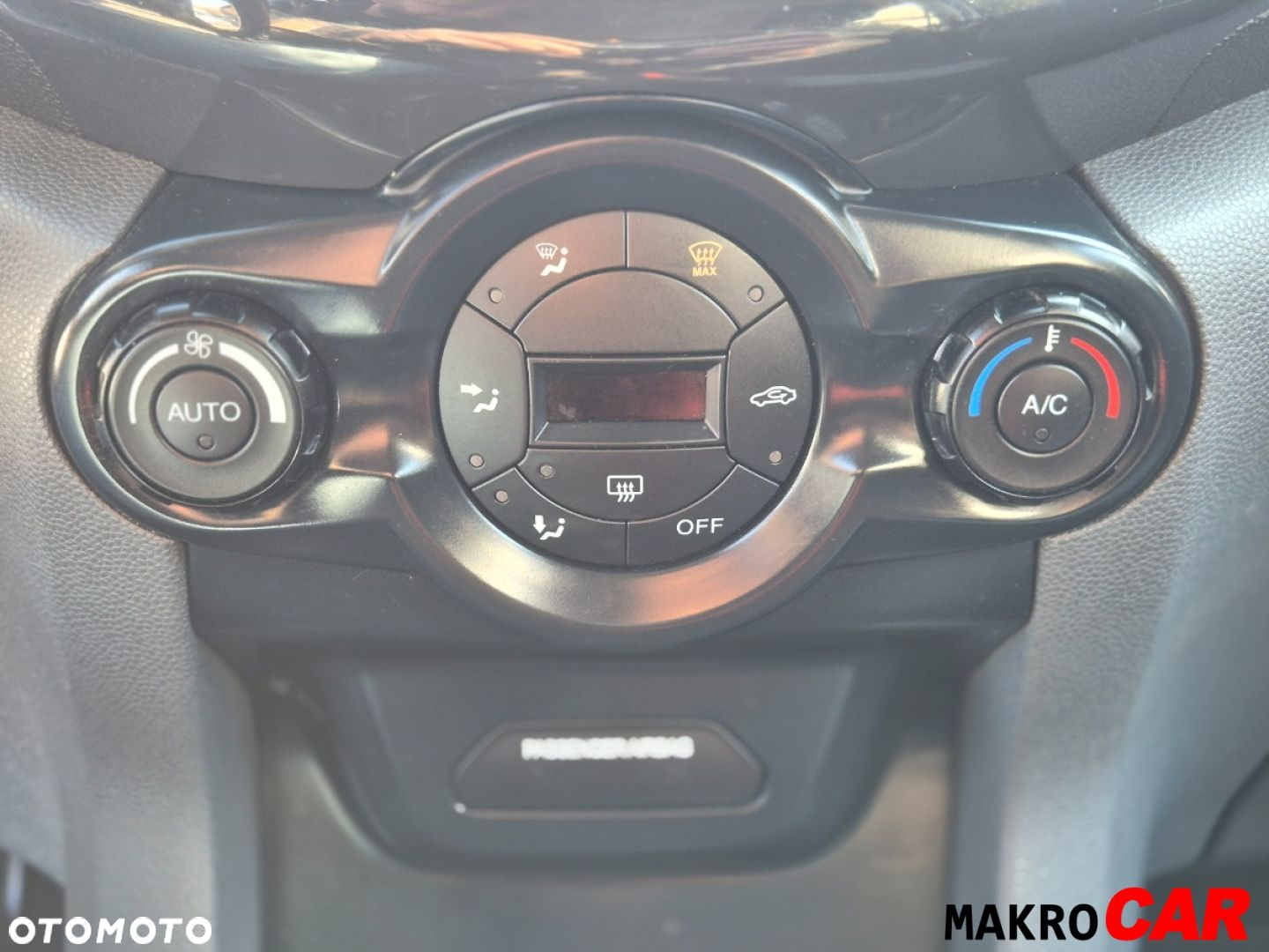 Ford EcoSport - 6