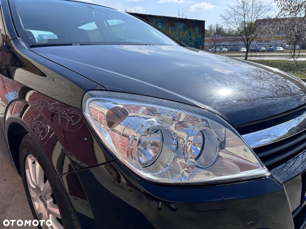 Opel Astra 1.6 Edition - 25