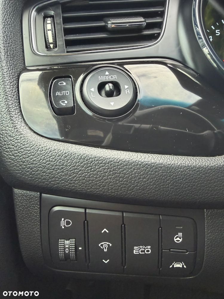 Kia Ceed 1.6 GDI DCT Platinum Edition - 21