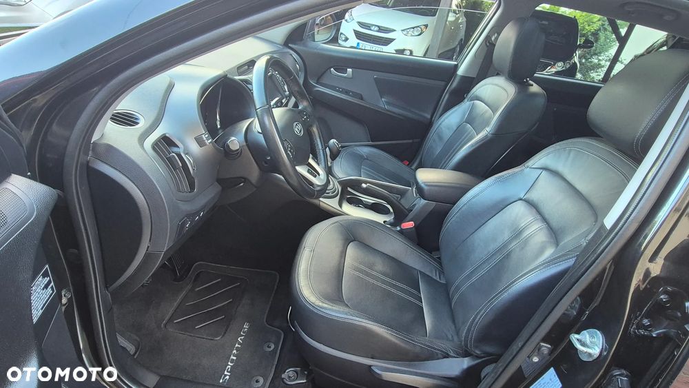 Kia Sportage 1.7 CRDI 2WD ISG Dream-Team Edition - 14