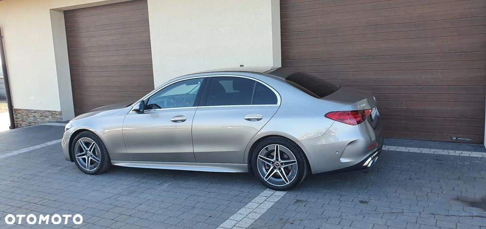 Mercedes-Benz Klasa C 200 mHEV 4-Matic AMG - 2