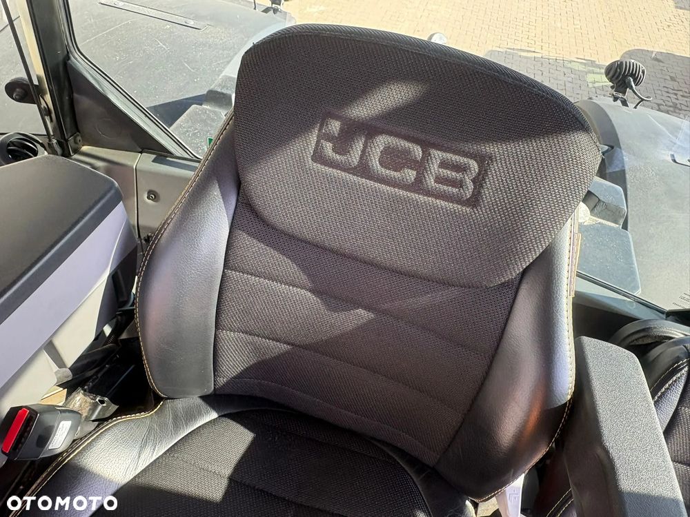 JCB 8330 iCon - 23