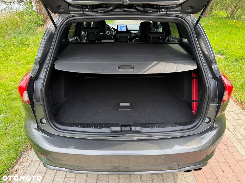 Ford Focus 1.5 EcoBlue Start-Stopp-System ST-LINE - 9