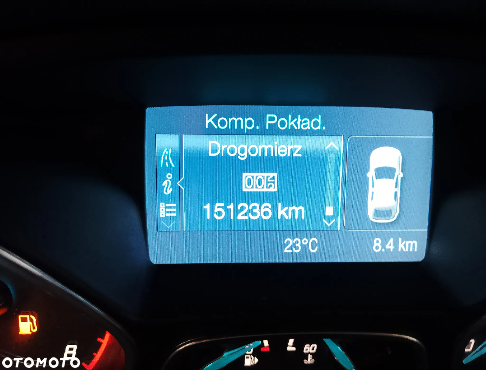 Ford Grand C-MAX 1.6 EcoBoost Start-Stop-System Champions Edition - 26