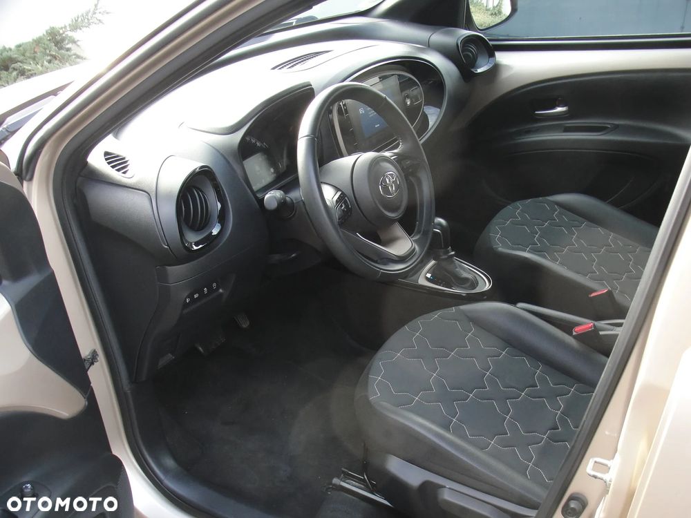 Toyota Aygo X S-CVT Air Prestige - 9