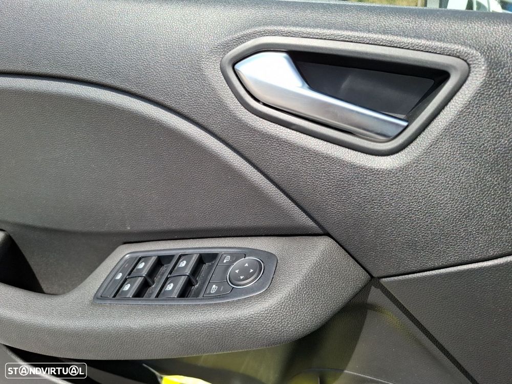 Renault Clio 1.0 TCe Evolution Bi-Fuel - 22