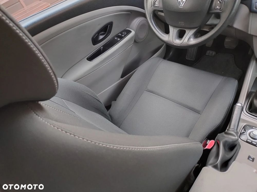 Renault Megane 1.6 16V 100 Expression - 29