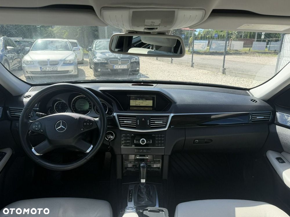 Mercedes-Benz Klasa E 220 BlueTEC 7G-TRONIC Avantgarde - 35