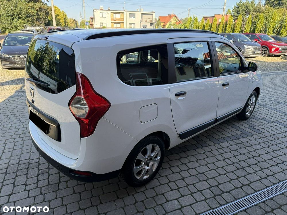 Dacia Lodgy SCe 100 Essential - 6