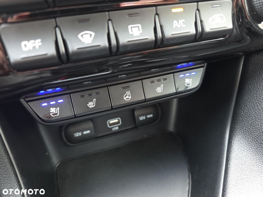 Kia Sportage 1.6 T-GDI Black Edition 4WD DCT - 24