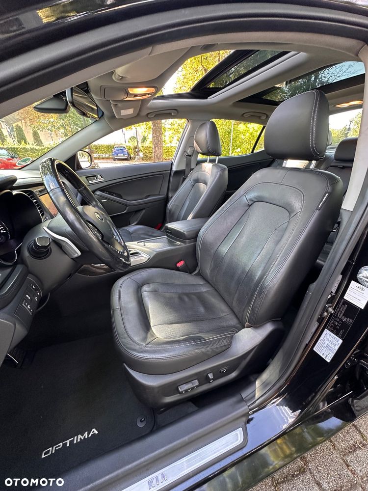 Kia Optima 2.0 XL - 7