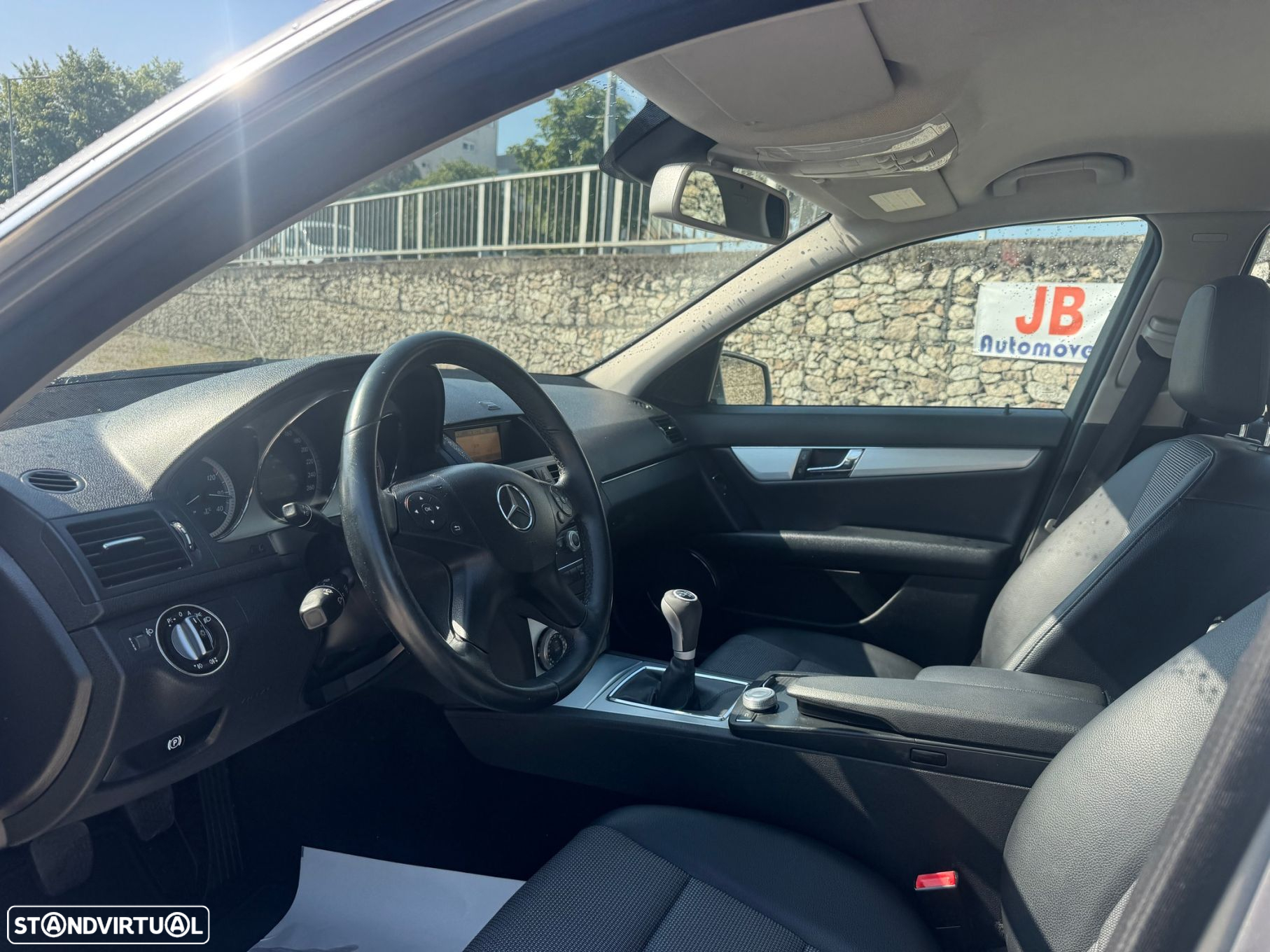 Mercedes-Benz C 220 CDi Avantgarde BlueEfficiency - 9