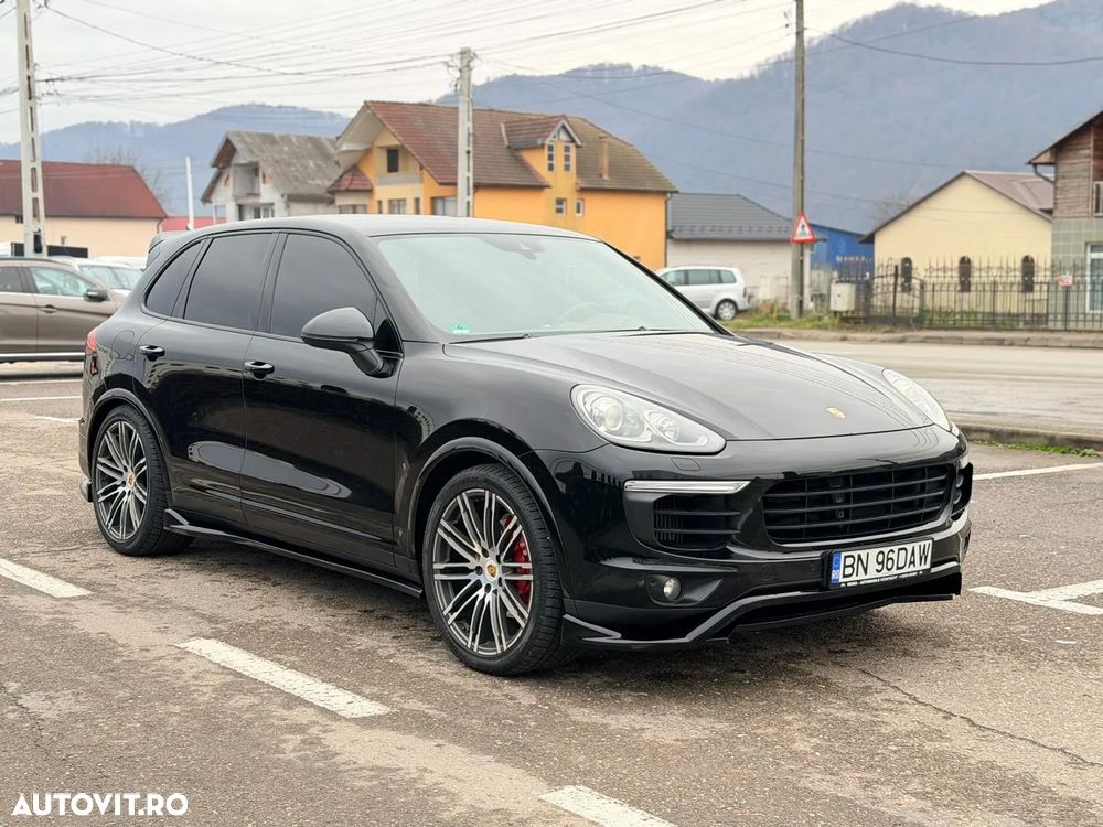 Porsche Cayenne 3.0 L - 26