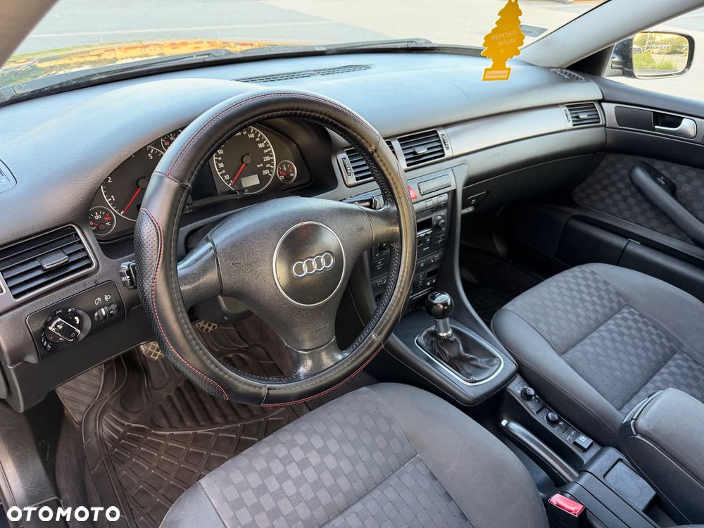 Audi A6 Avant 2 - 6