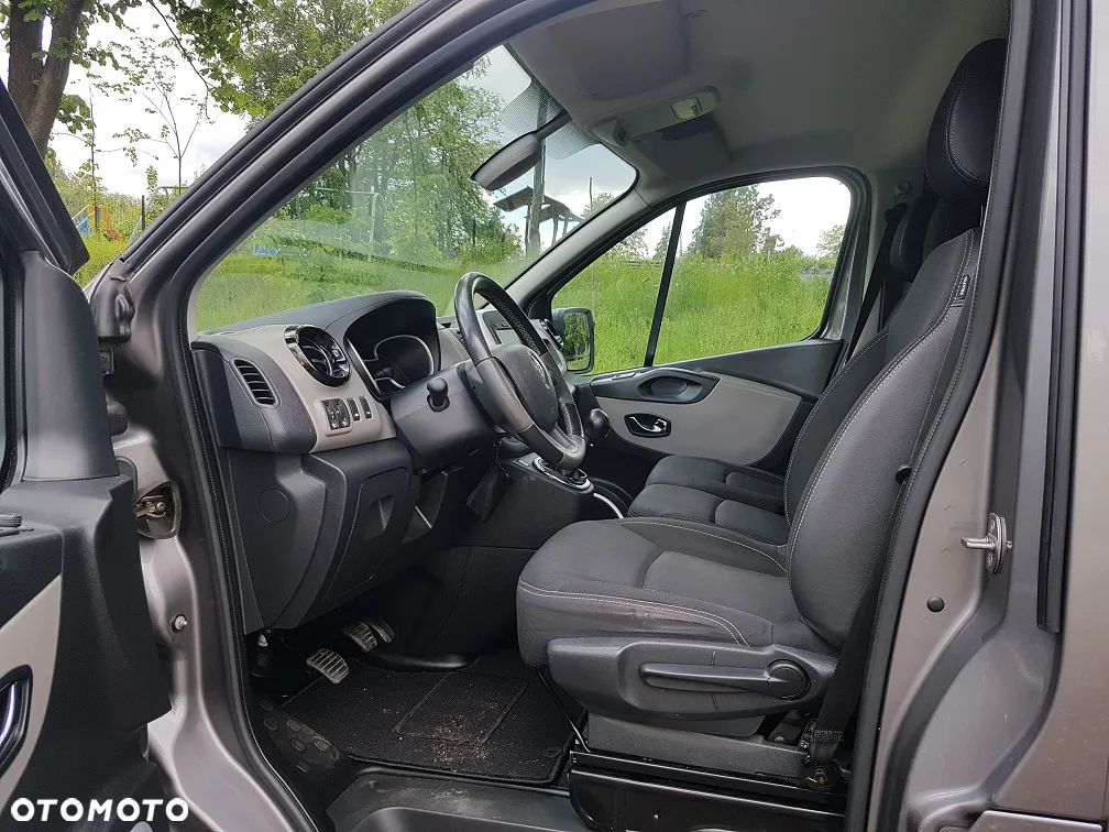 Renault TRAFIC - 9