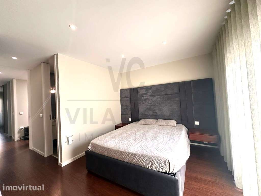 Moradia em Banda T3 Triplex Venda Póvoa de Varzim - Grande imagem: 4/16