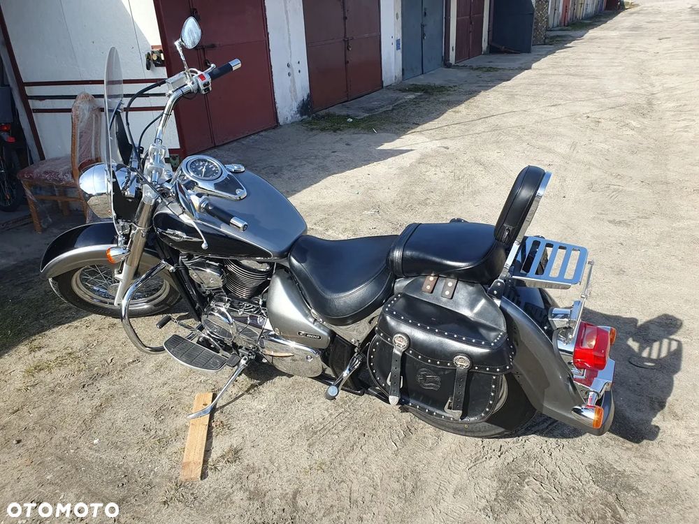 Suzuki VL 800 Volusia - 4