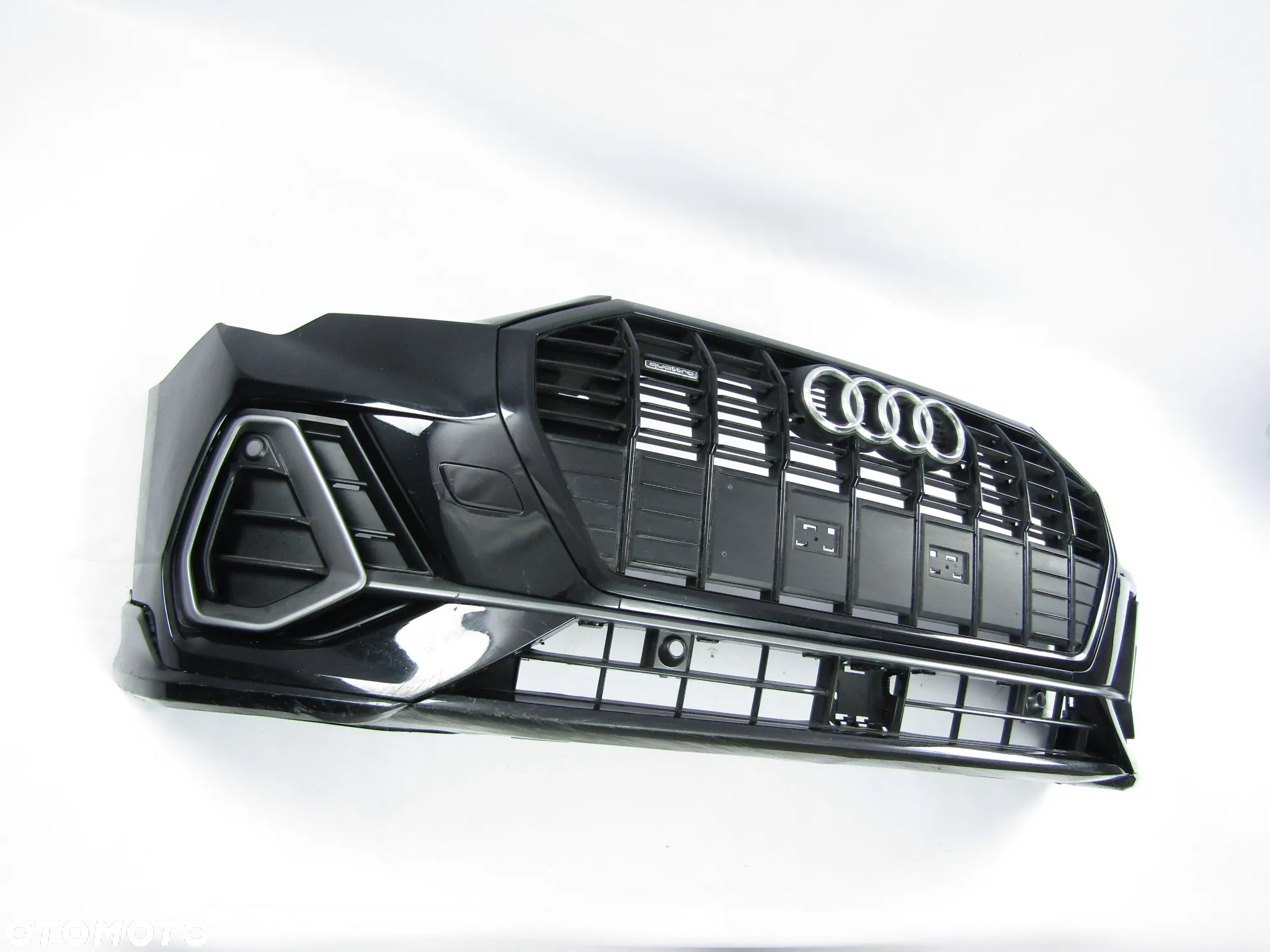 Zderzak przedni Audi Q3 18 - 23 Pdc-4 Lakier LY9T - 14