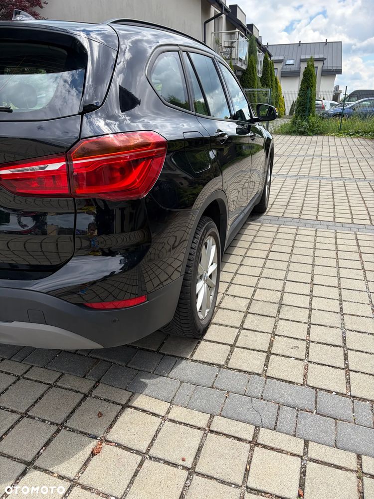 BMW X1 sDrive18i - 4