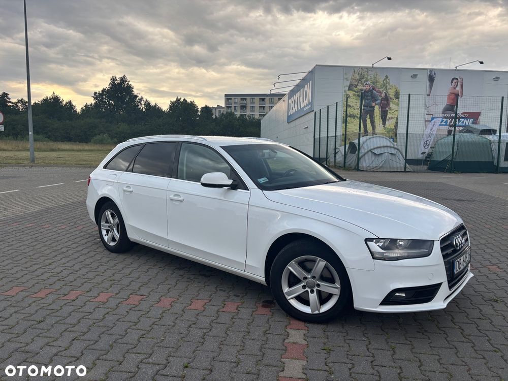 Audi A4 Avant 2.0 TDI quattro - 8