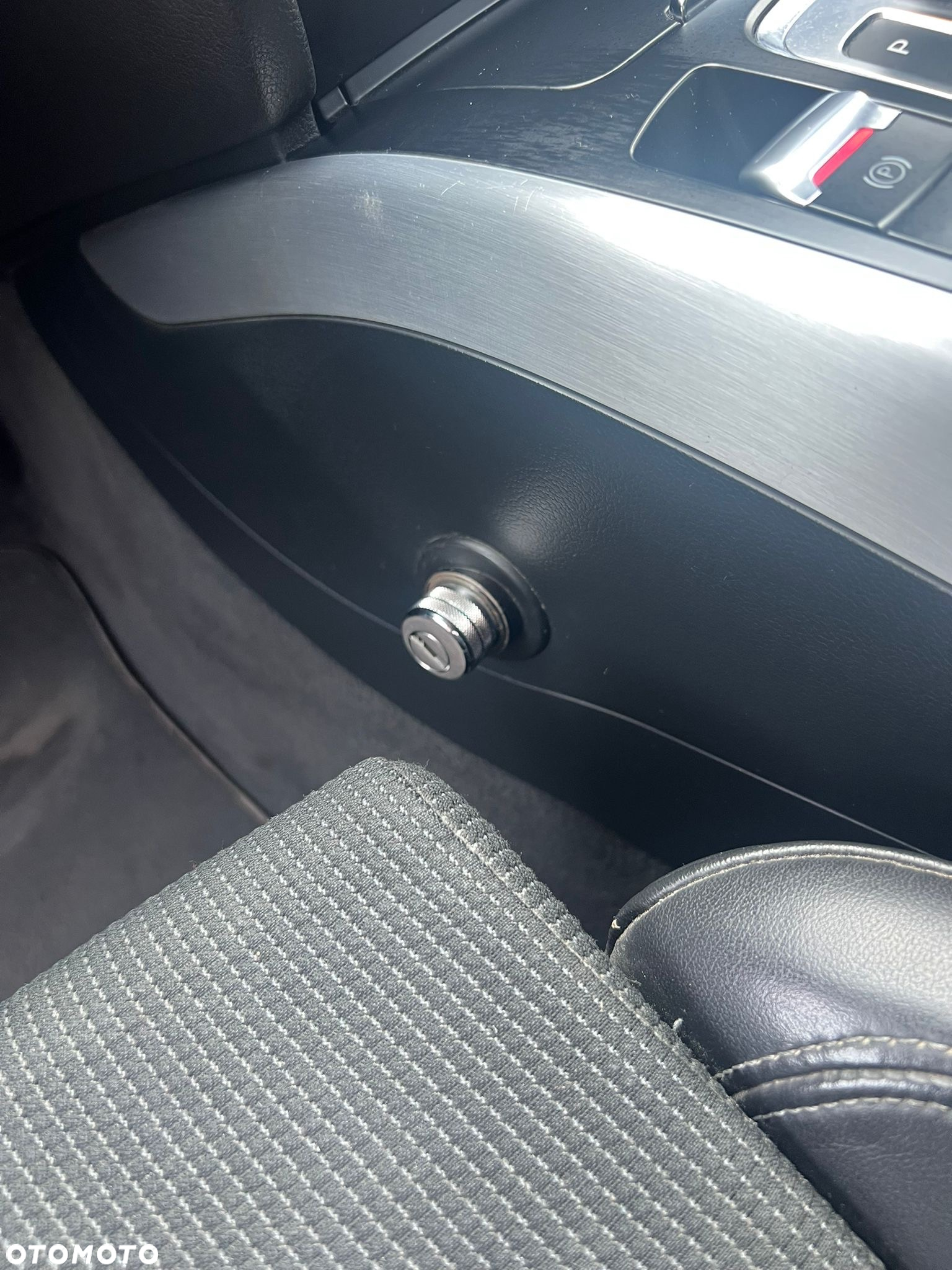 Audi A4 2.0 TDI Multitronic - 28
