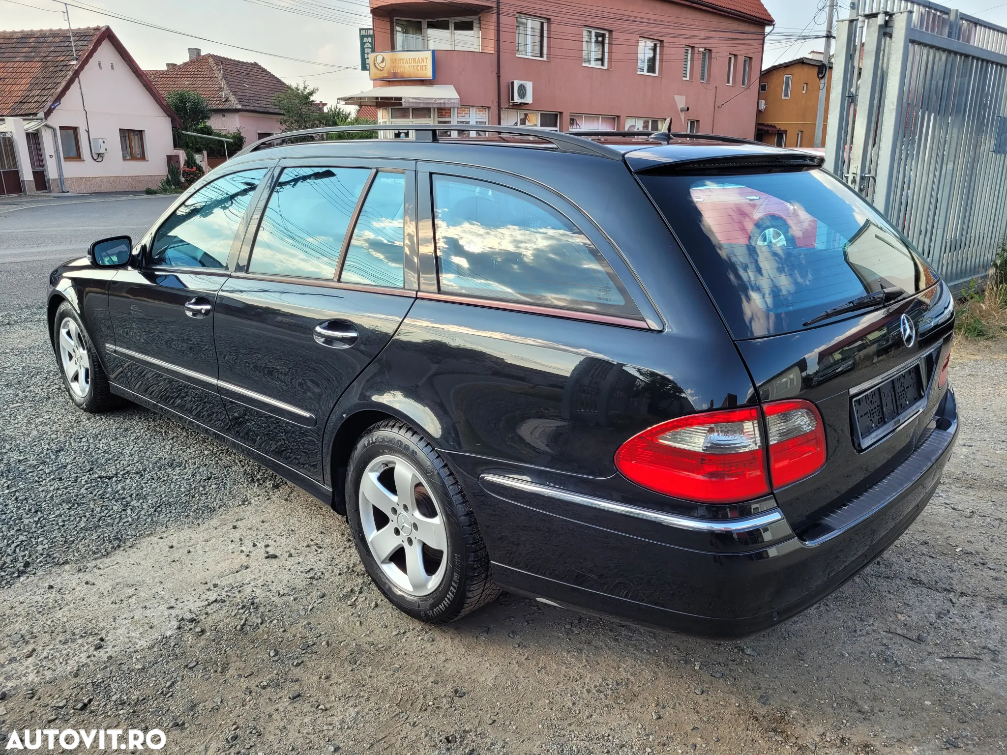 Mercedes-Benz E 220 T CDI Automatik Avantgarde - 6