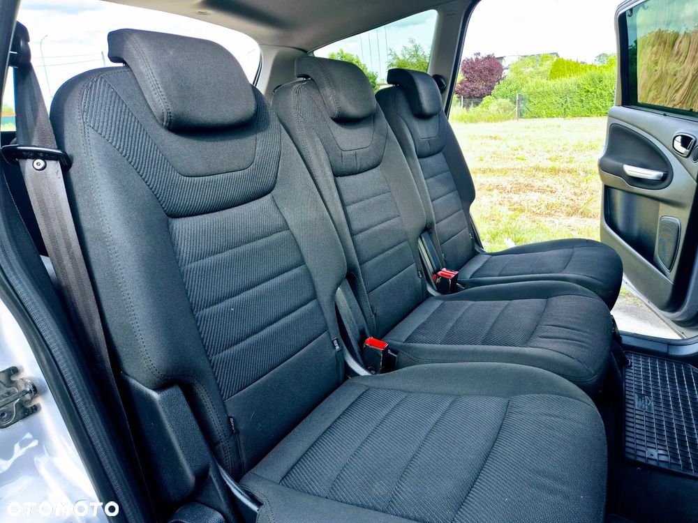 Ford S-Max 2.0 TDCi DPF Business Edition - 4