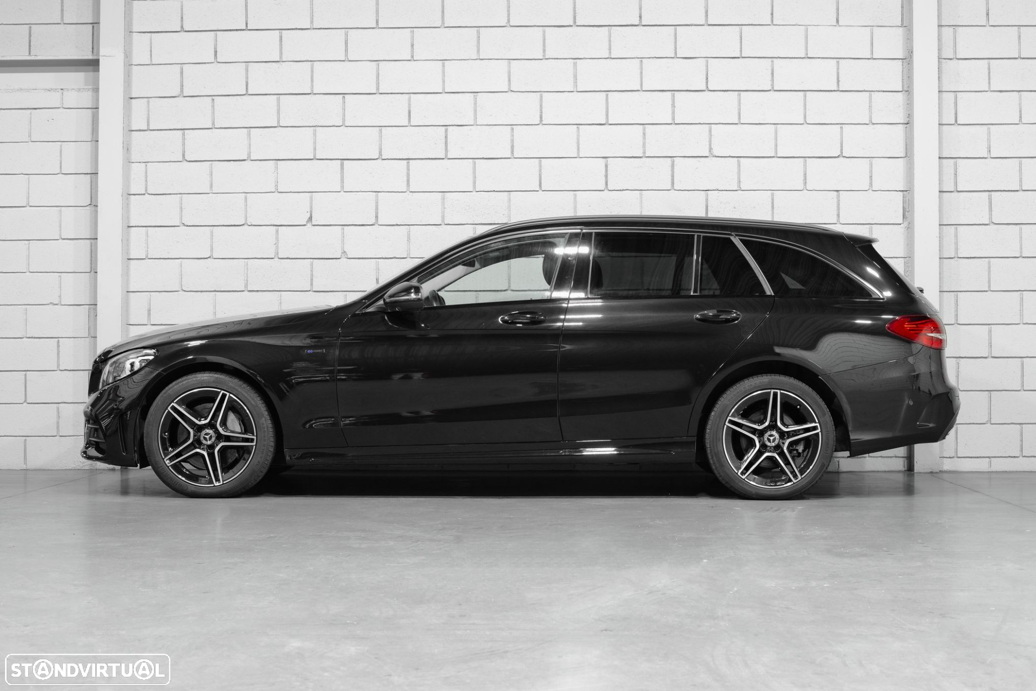 Mercedes-Benz C 300 de AMG Line - 2