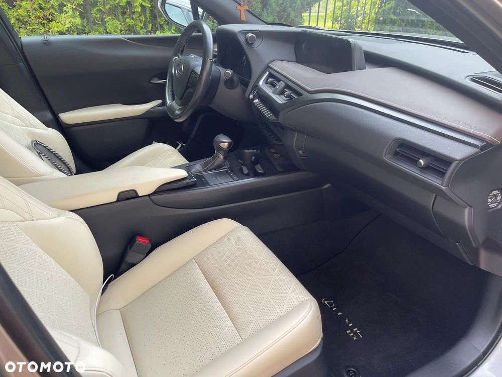 Lexus UX 200 Optimum 2WD - 7