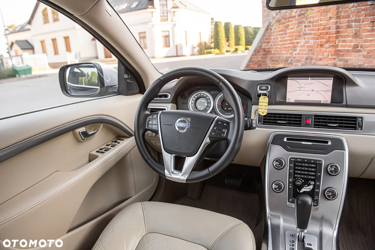 Volvo XC 70 D5 AWD Geartronic Summum - 27