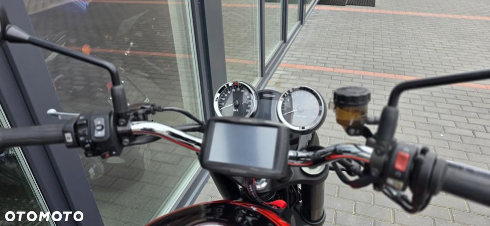 Kawasaki Z 900 RS - 16