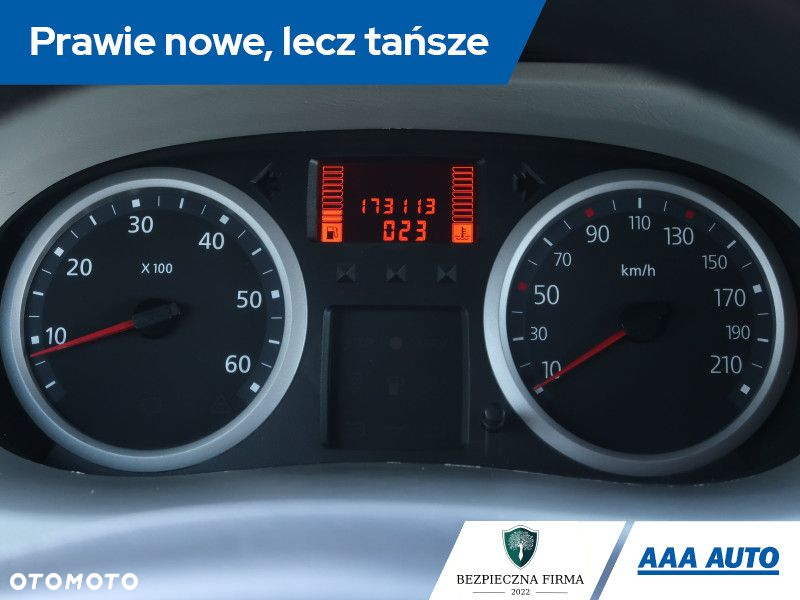 Renault Trafic - 12