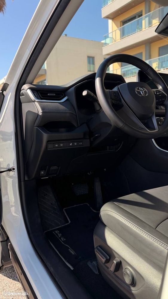 Toyota RAV4 2.5 HDF Exclusive AWD-i - 14