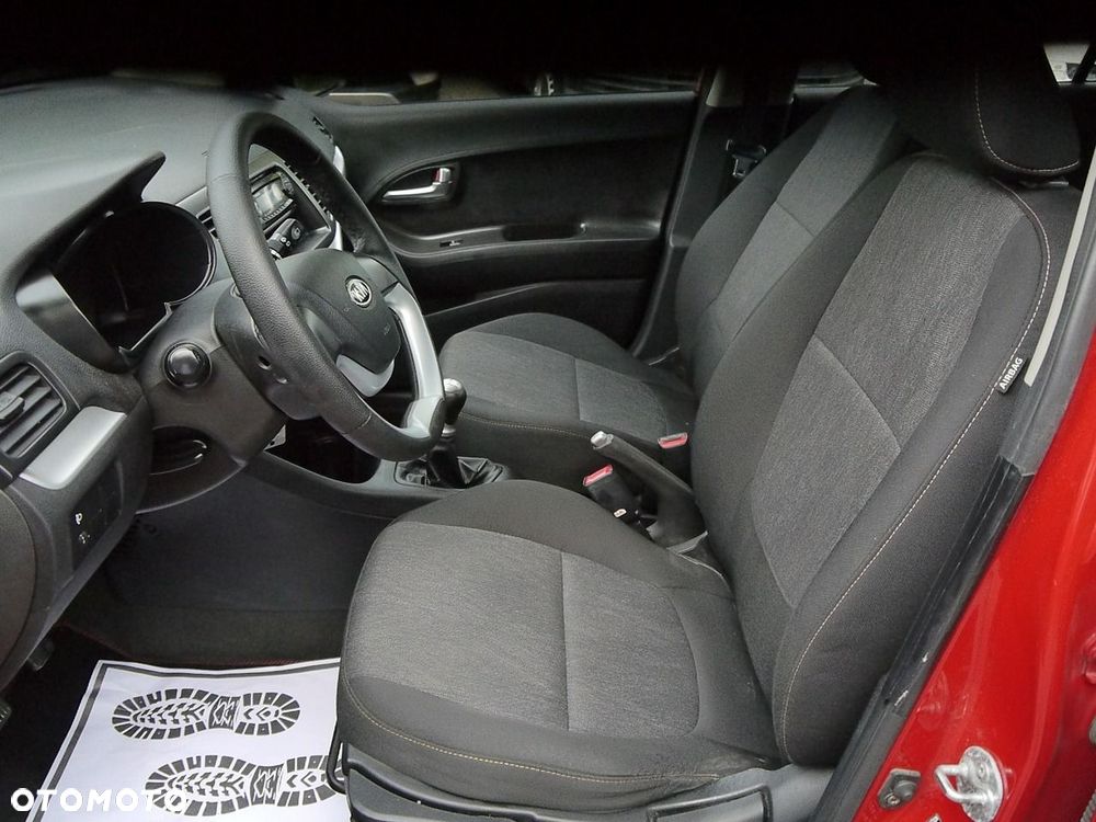Kia Picanto 1.0 Dream Team Edition - 24