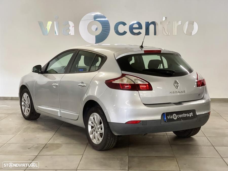 Renault Mégane 1.5 dCi Confort SS - 2