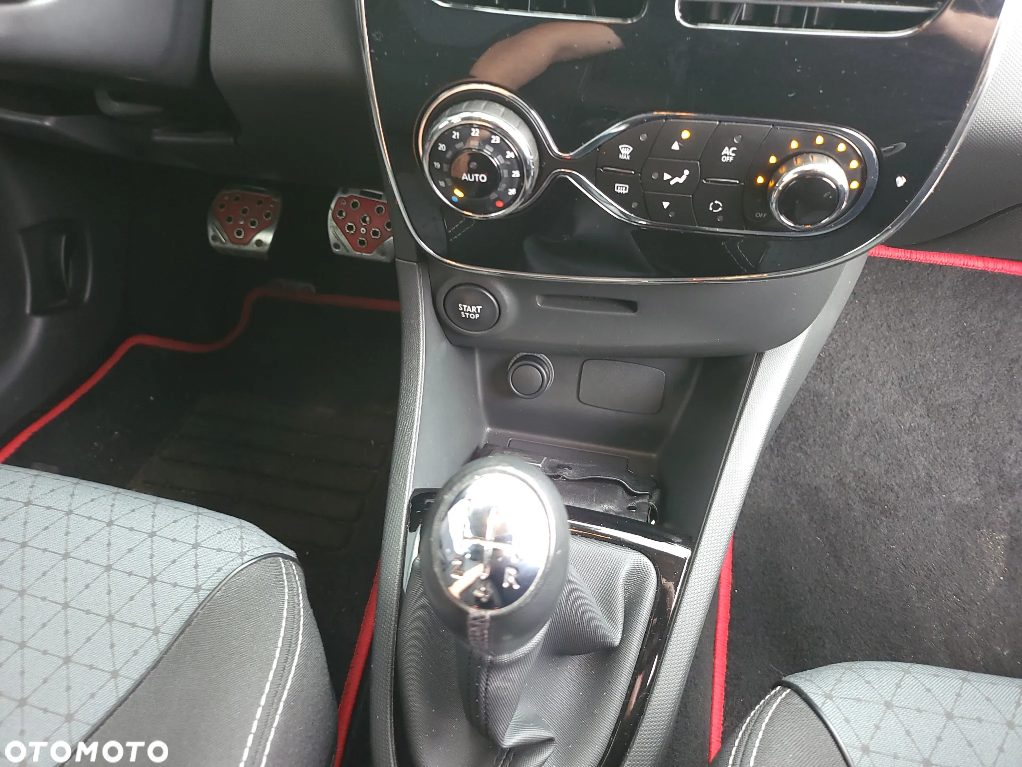 Renault Clio TCe 90 Limited - 7