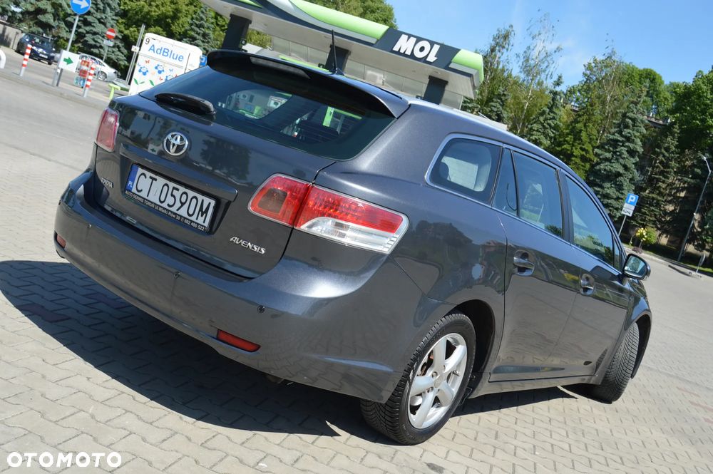 Toyota Avensis 2.0 D-4D Sol - 27