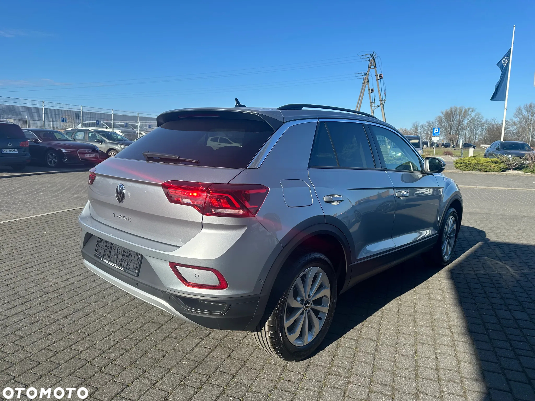 Volkswagen T-Roc - 7