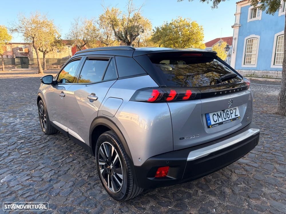Peugeot e-2008 50 kWh GT Pack - 16